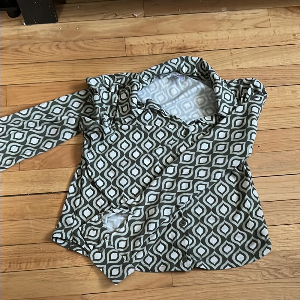 No Boundaries Geometric Crop Top - Black and White